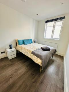 2 Bedroom Apartment, Edgware Road - 7