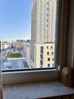Elite 1-Bedroom Apartment in Central Warsaw by Mazowiecka - 8