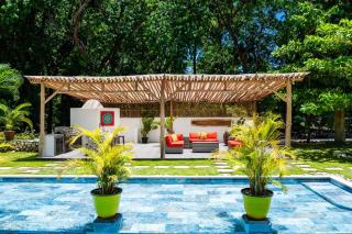 Buendía Lux Mango Suite Stylish Retreat with Pool Near Beach - 3