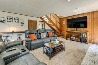 Ski, Hike and Fish Mtn-View Maggie Valley Retreat - 4