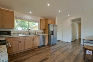 Quiet Home with Yard 2 Mi to Mall and Sparks Marina! - 5