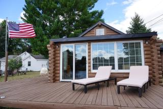 Serenity ShoresHot Tub Lake ViewPet Friendly - 4