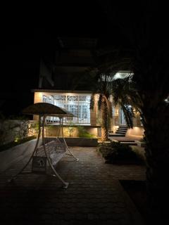 Zee Suites - 8