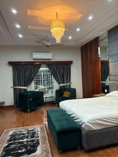 Zee Suites - 3