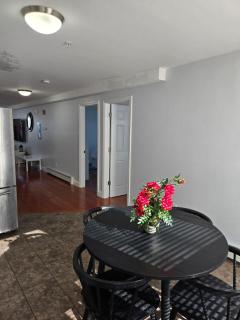 Cozy nest getaway near Boston! - 6