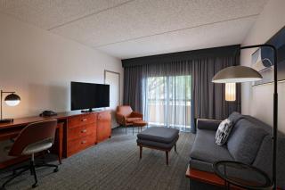 Courtyard by Marriott San Antonio Medical Center - 2