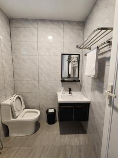 The Seven Room Near Tebrau and Mount Austin - 2