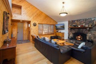 Casa Makim-Walk to Slopes, Hot Tub, Fireplace, Jet Tub, BBQ - 7