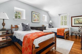 7BR Historic Estate Private Yard Near DC and Old Town - Vassar - 1
