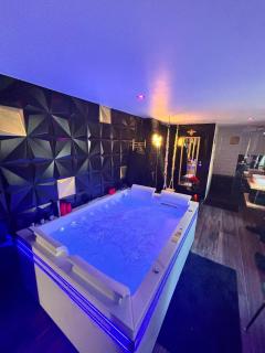 Love Room élégante spa privatif et extérieur cosy - 8