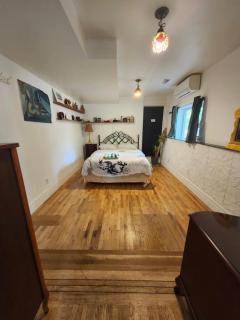Lakeview Suite by Trout Lake - 9