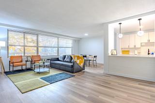 Upscale 2BR with Gym & Metro Access - 9