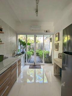 5 Minute Walk to Sanur Beach Villa Pethak - 6