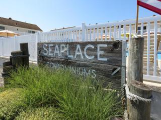 Ocean Front Condo Beach Haven, Pool Beach Badges Wifi Ocean Views - 0