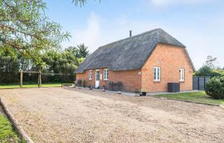Amazing Home In Ulfborg With Kitchen - 8