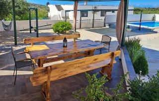 Holiday Home - Five-Bedroom Holiday Home Kanica With Sea View - 8