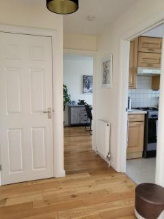 House in Windsor - 3 bedrooms - 6