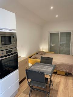 Small Cocoon Studio For 2 Pink Granite Coast - 2