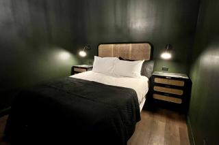 Hollyhock Suite 505 - 4