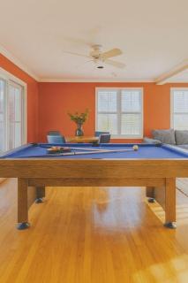 Spacious 4BR with Pool Near DC and Old Town Alexandria - Rutland - 8