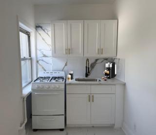 Scandinavian Style 1 Bd 15 min to nyc parking - 0