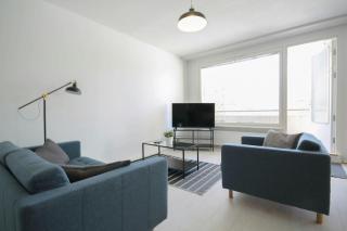 Spacious Apartment for 6 - 8