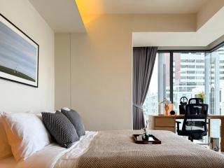 Expansive Luxury 2BR - Ultra Fast Wifi - Phrom Phong - 9