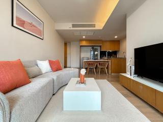 Expansive Luxury 2BR - Ultra Fast Wifi - Phrom Phong - 6