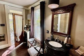 Bamboo Suite- The Lotus House - 1