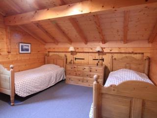 Chalet typique 5 chambres pour 10 personnes avec Wi-Fi et terrasse - FR-1-572-303 - 2