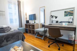 Studio close to Central Park, Lenox Hill & NY Presbyterian - 1