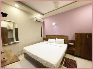 Hotel BBluse - Sagar Near Sea Beach And Jagarnnath Temple # Parking and Lift Facilities # Bengali Market - Prime Location - BEST HOTELIN CITY - 1