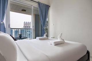 Stylish 3BR Apartment in JLT with Pool, Gym & Free Parking - 3