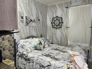 Carmels Luxury Casita - 3