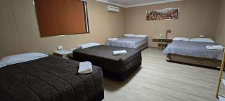 Alpine Heritage Motel - 6