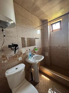 Tatev& Alex BnB - 9