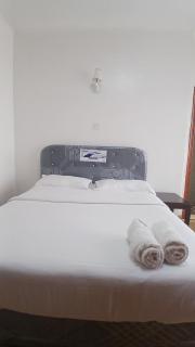 Skyhorse Apartment - 6