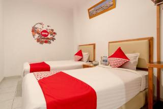 OYO 2410 Intan Hotel - 4