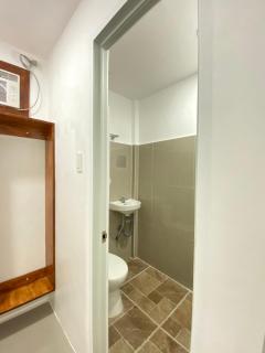 Laguno Hostel and Guest House - 3