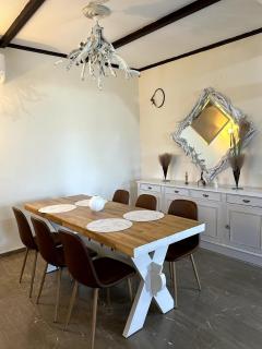 Lyra House - 1