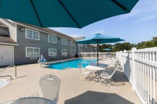 Days Inn by Wyndham Mountain Home - 1