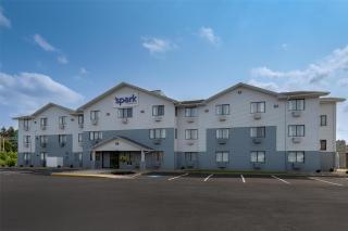 Spark by Hilton Carlisle South - 9