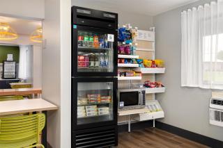 Spark by Hilton Carlisle South - 5