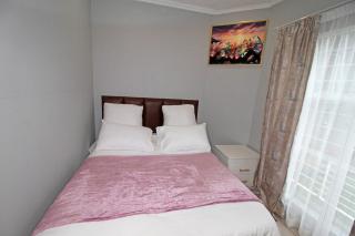 Comfortable 2 Bedroom Flat in Germiston with WI-FI - Germiston - 4