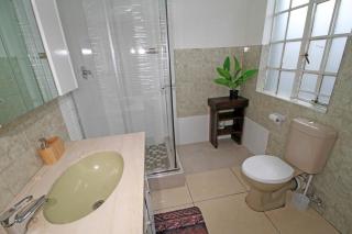 Comfortable 2 Bedroom Flat in Germiston with WI-FI - 3