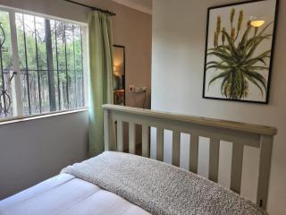 Amberhall Guesthouse - 5
