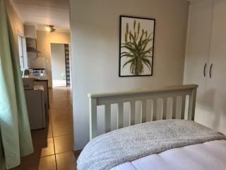 Amberhall Guesthouse - 4