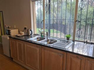 Amberhall Guesthouse - 2