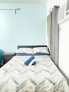 1BR Studio with WiFi and Pool Access - 5