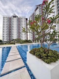 1BR Studio with WiFi and Pool Access - 4